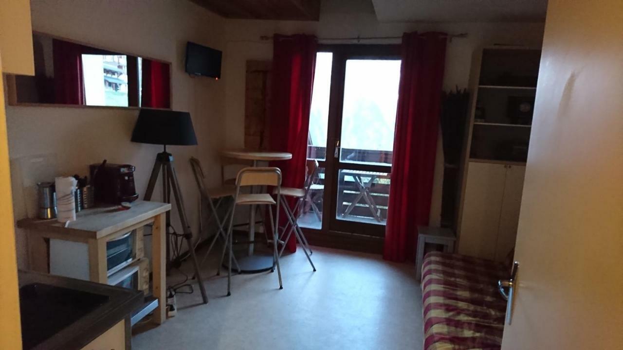 Studio Ski Apartment Λε Ντεζ Αλπ Εξωτερικό φωτογραφία